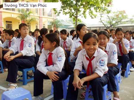 Trường THCS Vạn Phúc