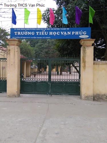 Trường THCS Vạn Phúc