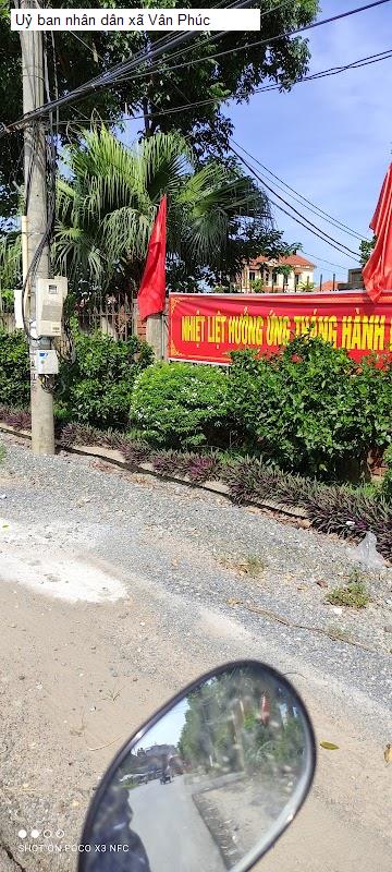 Uỷ ban nhân dân xã Vân Phúc