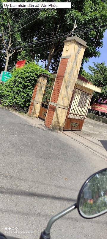 Uỷ ban nhân dân xã Vân Phúc